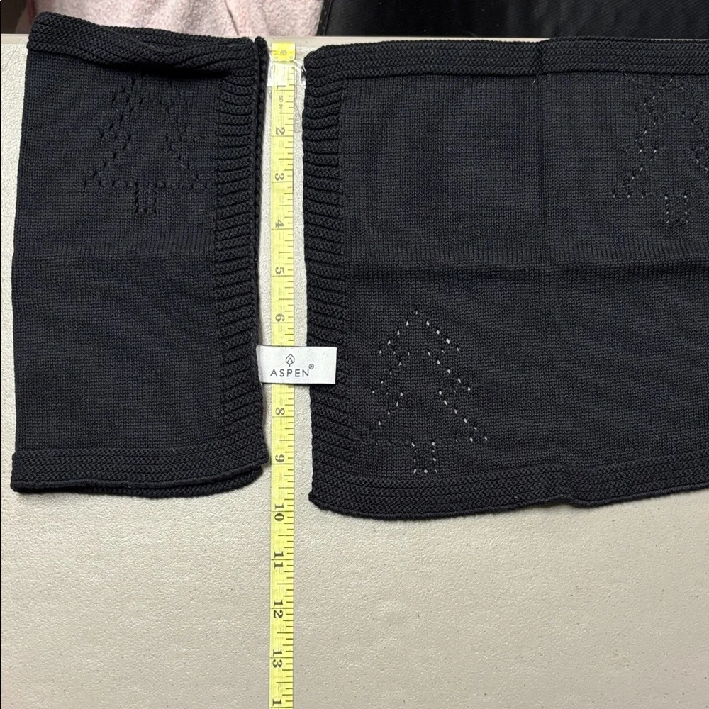 2-Aspen Black Kitchen Linens Set - Picture 1 of 5